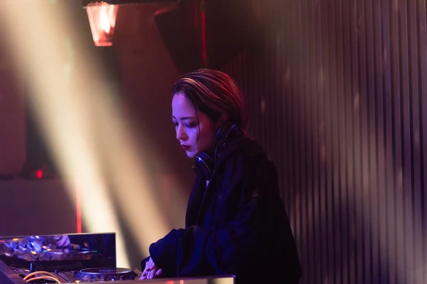 NARS SPARK THE PARTY DJ Licaxxx