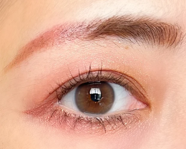 【WHOMEE(フーミー)話題の新作】イガリシノブさん的骨格理論で簡単垢抜けメイク💖【時計回りパレット・反時計回りパレット】_18_2