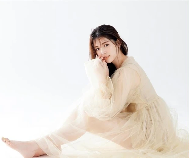 【5位】いまいちばん透明感のある美肌姫・松村沙友理さんの愛用スキンケアを公開!