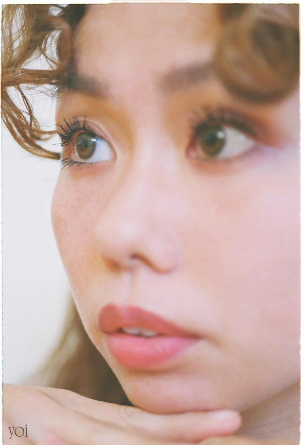 peco インタビュー 顔のアップ