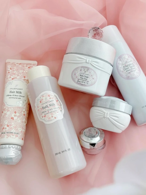 集英社 MAQUIA マキアTOPビューティーズ 人気ブランドをお試し