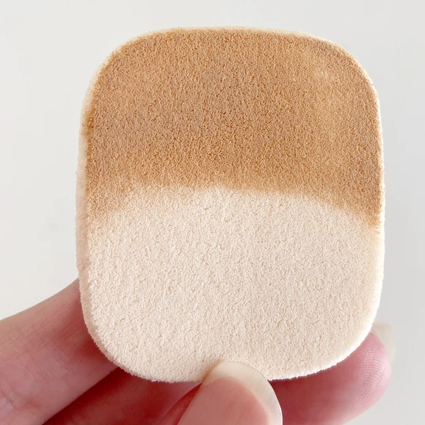 【アスタリフト】スキンケアで肌を整えた後に“新作”ファンデーションでベースメイク_8_1