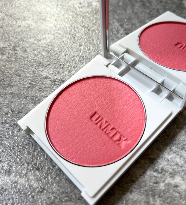 アンミックス　フェイスグロウ　02 タンジェリン　チーク　アイシャドウ　口コミ　新作　イエベ　ブルベ