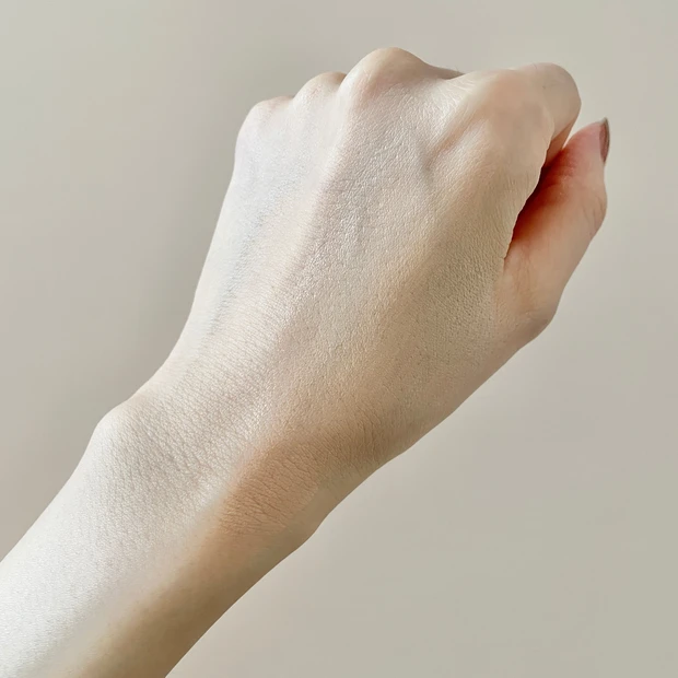 敏感肌でも安心して使える!iniksのリキッド ファンデーション&クレンジング エマルジョン_2_2