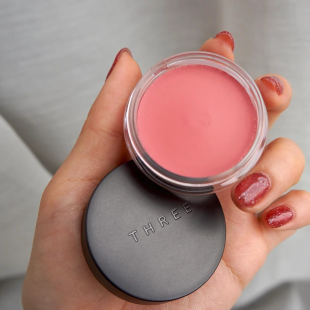 THREE グラムトーンカラーカスタード マルチコスメ 2024新作コスメ カラーバーム デパコス 01 ETERNAL EXPLORER