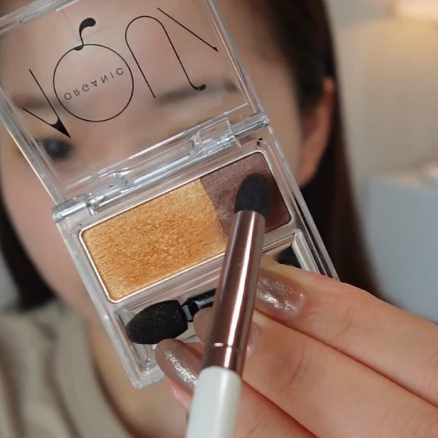 【橋本環奈ちゃんの表紙メイク】真似してみたよ！アイメイク・涙袋・リップヘアセットまで特徴を解説します！【メイク工程動画も♡】_5_1