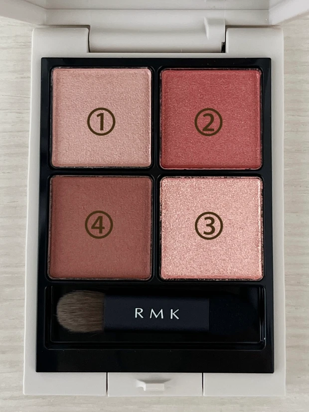 【RMK 春コスメ】 大人がときめく洒落感ピンク！シンクロマティックアイシャドウとリクイドグロウリップカラーの新色をイエベ春の私がリアルレビュー【おすすめコスメ】_3_1