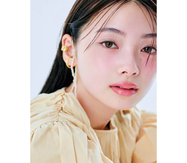 粘膜リップは眉の毛並みでバランスを取る