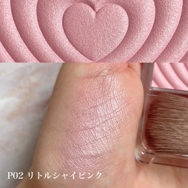 人気のハートチークに新色追加！キャンメイク【パウダーチークス】のP05 クラッシーモーヴピンクをレビュー_4_2