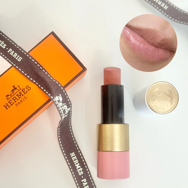 【エルメス】ギフトにも最適な憧れリップ！色選びの参考にも。(ローズ ア レーヴル)