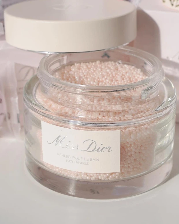 【9/16発売】Dior新作シリーズ「ミレフィオリコレクション」購入品を全部見せ！新作速報です！Diorの限定コスメの魅力をたっぷりと紹介💐気になるサンククルールクチュールをスウォッチ！_6_2