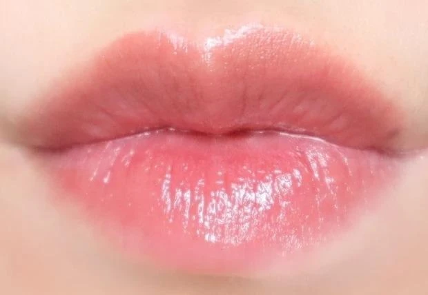 hince ヒンス リップ ムードインハンサーウォーターリキッドグロウ W004 アンビエント