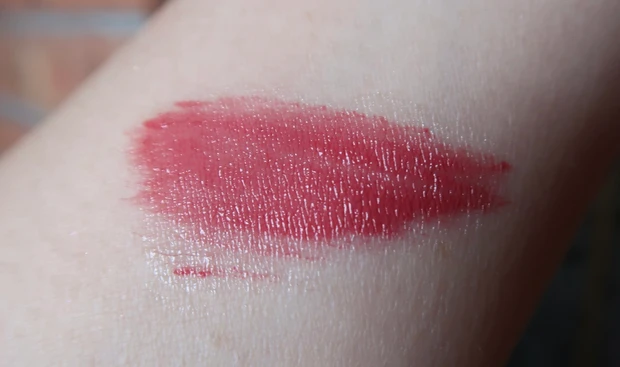 リンメル ラスティング プロボカリプス リップカラーの色見