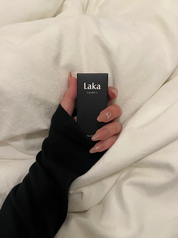 ラカ デビルリップ 802