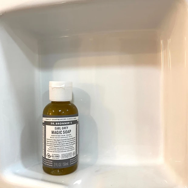 実は世界初のリキッドソープを発明したブランド。季節限定でアールグレイ。10通りの使い方でキャンプにも人気。_3_3