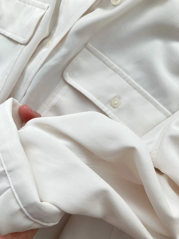 おすすめユニクロ UVカット【シャツ】 UVカットシャツ(長袖)レビュー