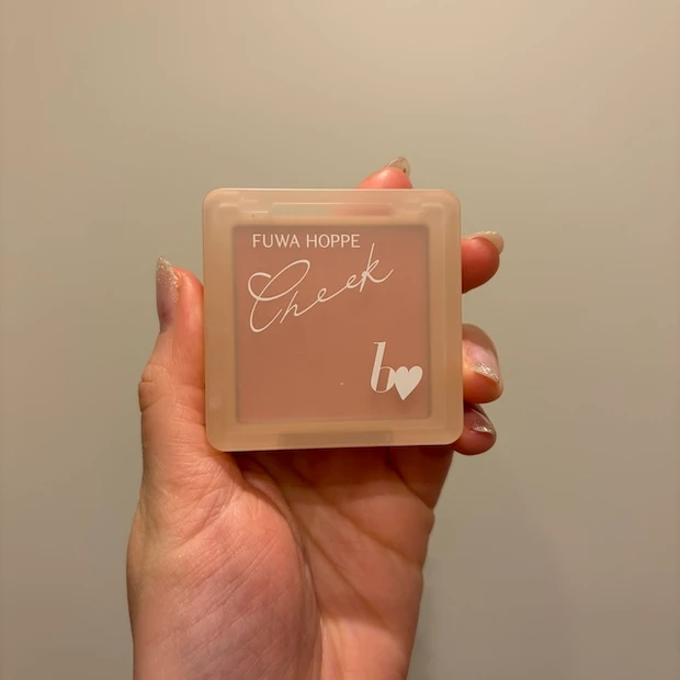 ビーアイドル　チーク　人気色