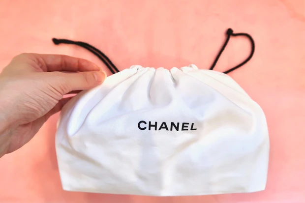 【私のオススメコスメ「ハイライト」】CHANEL プードゥル ルミエール 10 アイヴォリー ゴールド_6_1