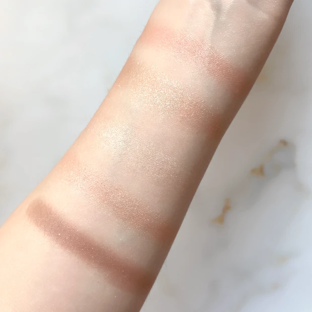 ヴィセ　アイシャドウ　イエベ