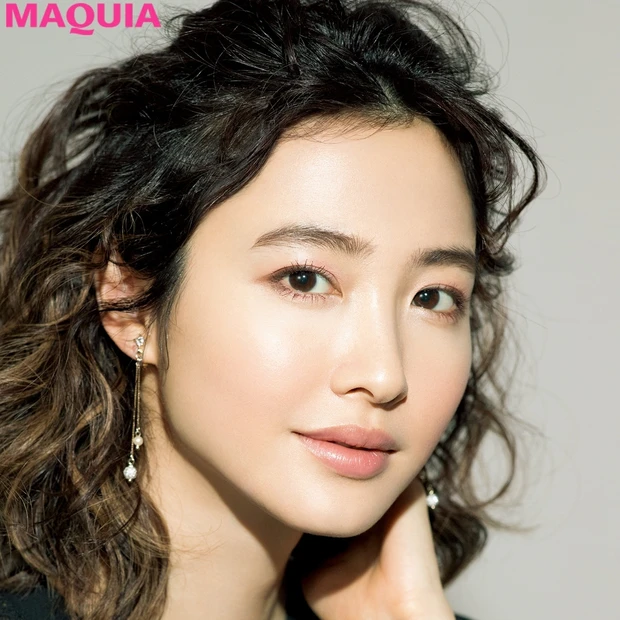 男顔さんを愛され女子に! 長井かおりさんの“豆柴風メイク”