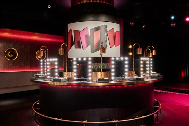 『NARS BLUSH NIGHT SHOW 2024』タッチアップスペース