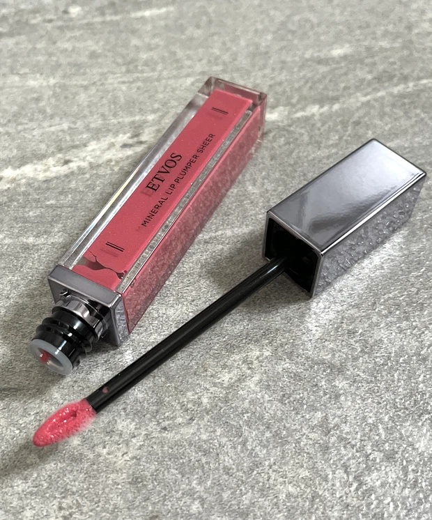 【エトヴォス美容液プランパー】ぷっくり艶やか多幸感ピンクリップ💕ミネラルリッププランパー シアー限定色ビオラピンクをご紹介♪_4