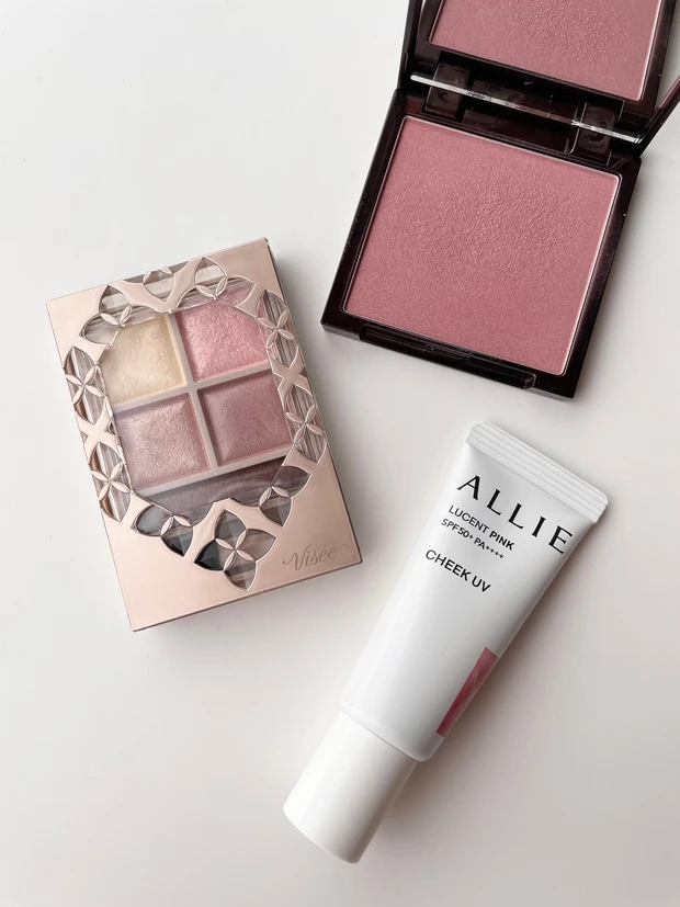 粘膜リップだけじゃない♪ヴィセ パノラマデザインアイパレット イエベ本命！ピンクベージュで夏の太陽に映える大人のキラキラメイク♡_5