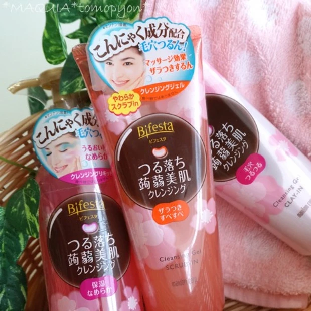 こんにゃくの粒々スクラブが入った新感覚クレンジング!ビフェスタつる落ちクレンジング スクラブジェル