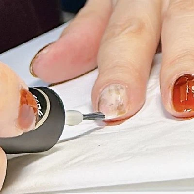 うるツヤブラウンが大人可愛い！秋冬におすすめクリアネイル_3_3