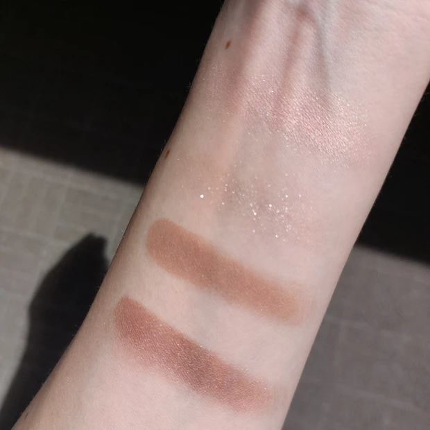 インザミラーアイパレット ウィンターグレイ スウォッチ