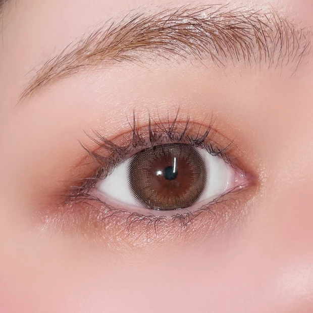 clé de peau BEAUTÉ クレ・ド・ポー ボーテ オンブルクルールクアドリ 08