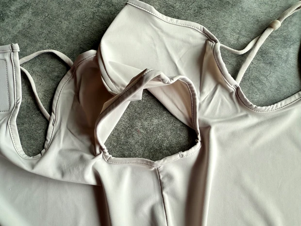 ユニクロ「UVカットフェイスカバー」