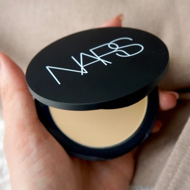 ベストコスメ 2023 MYベストコスメ ベスコス   NARS ソフトマットアドバンストパーフェクティングパウダー  MAQUIA マキアインフルエンサー 