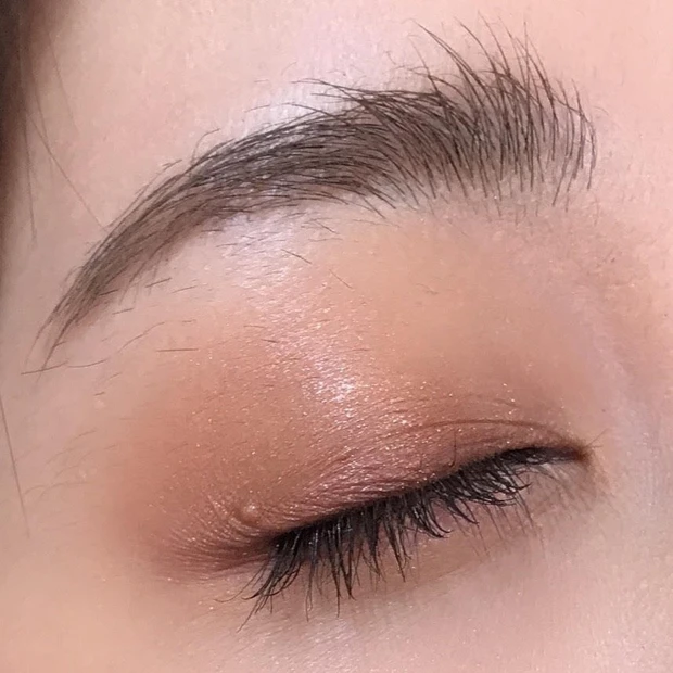 もうすぐクリスマス！恋人に「かわいい」と言わせたい！
白ニットに合うメイク♪_2_2