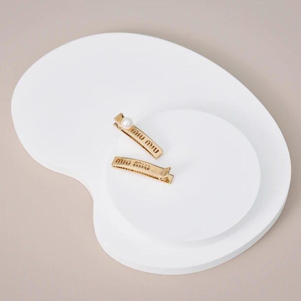 ミュウミュウのヘアピン