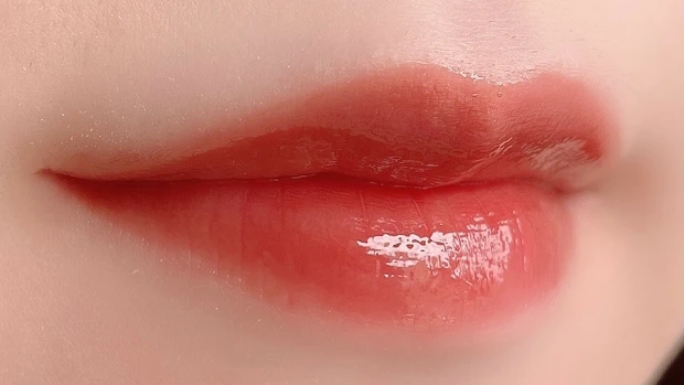 ロムアンド ジューシーラスティングティント　23 Nucadamia