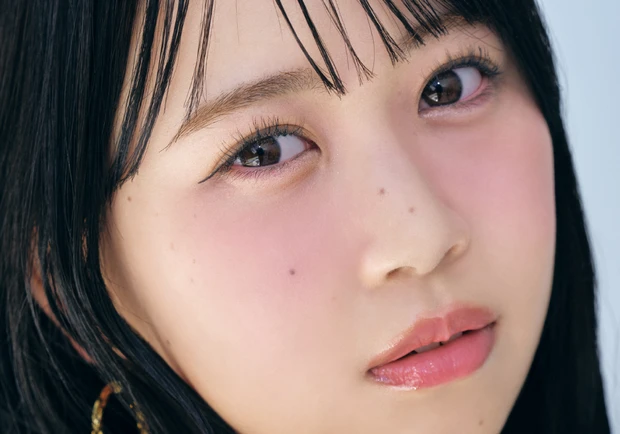 ロムアンド グラスティングメルティングバーム 12 ヴェイルド ローズを使ったメイク 松本かれん