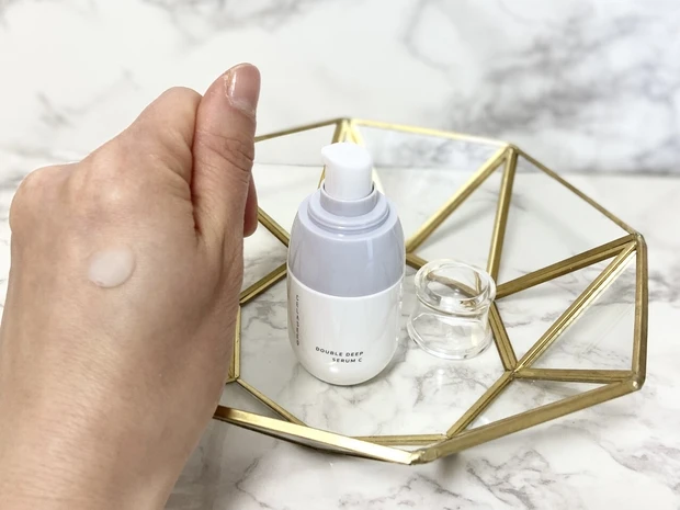 敏感肌でもピリピリしにくい！弱酸性のビタミンC美容液_3