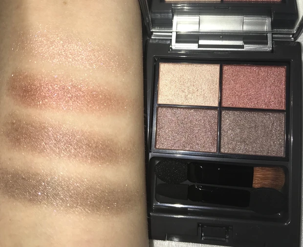 石鹸で落とせるのに発色も粉質も最高!
&beのパレットアイシャドウ_2_3