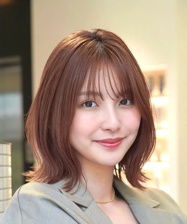 艶カラーとは ツヤカラー ピンク　外ハネボブ