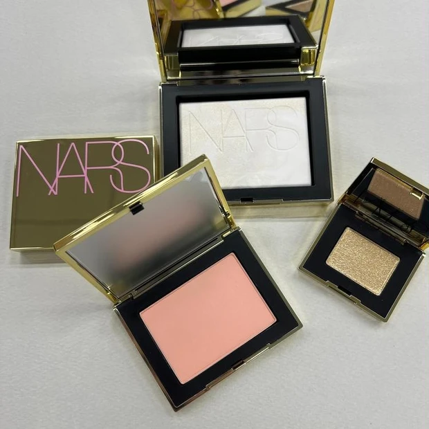 nars クリスマス 安い コフレ チーク