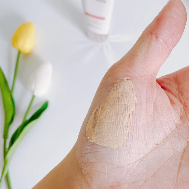 コスメデコルテ サンシェルター マルチ プロテクション トーンアップCC スウォッチ