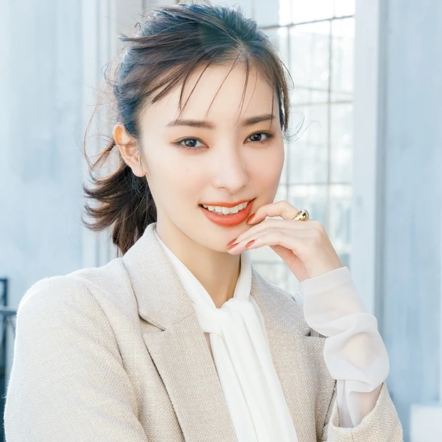 長井かおりさんが指南！ 清潔感のある肌印象をキープするベースメイクのコツ