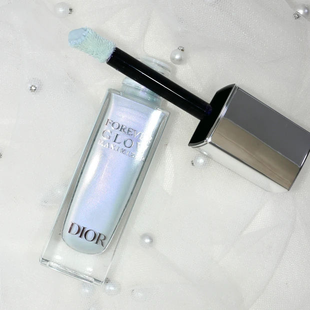 ディオールスキン フォーエヴァー グロウ マキシマイザー 100 シュガーアイシング ハイライト 新作