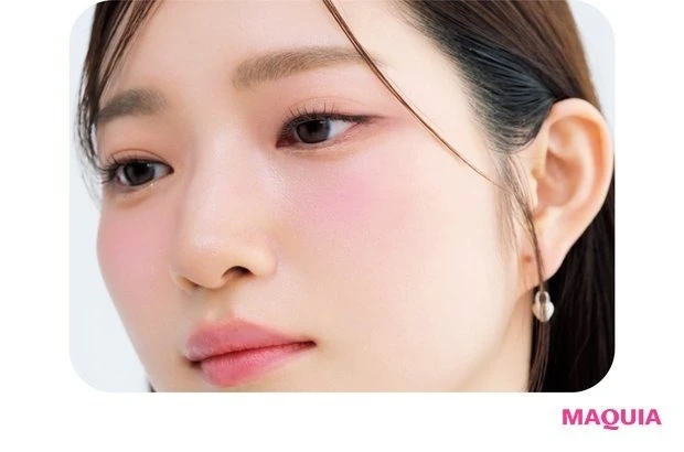 【グリッターメイク】ピンクベースで温かみと透明感のある肌に