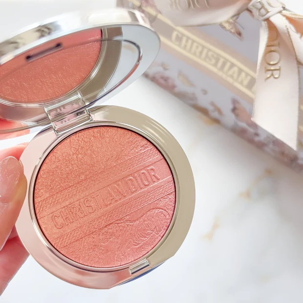 ディオール チーク イエベ