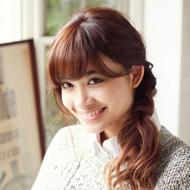 【ユニクロ新作ニット×高見せアレンジ】空気感がキモ！ Wくるりんぱでぐっ…