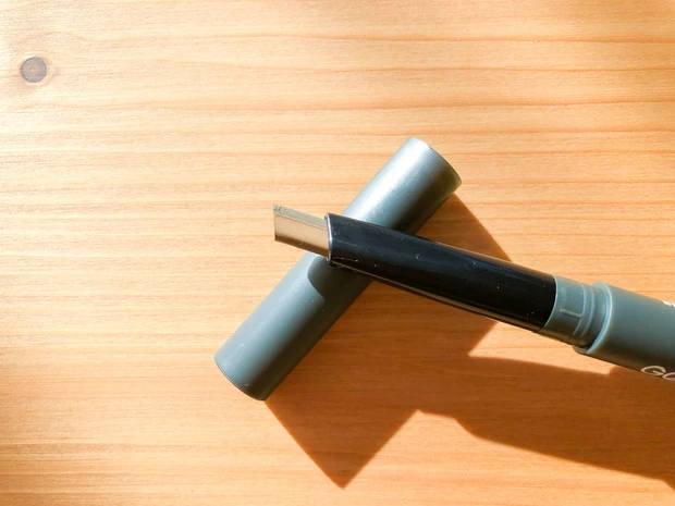 これが100円とは…!!最高に描きやすい＆発色良しのダイソーのアイブロウ。オシャレなパケも♡【GENE TOKYO】_5