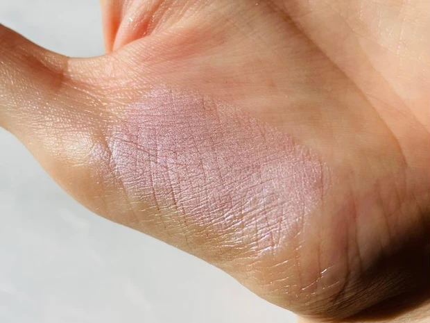 【セザンヌ チーク イエベ】パールグロウニュアンサー N2 ライラックムード