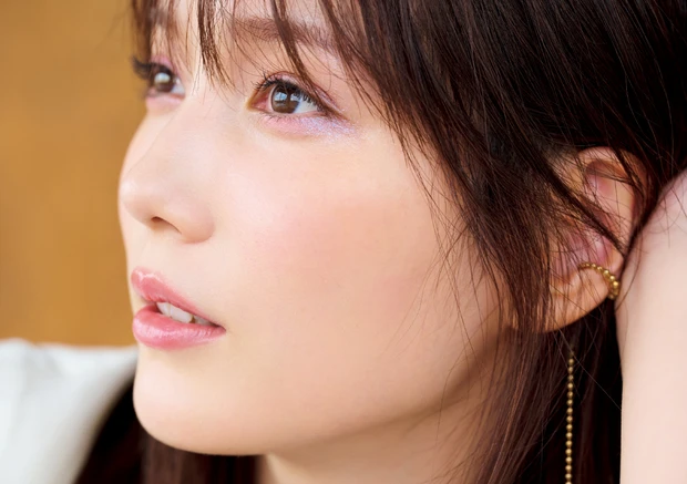 大人におすすめのピンクのワントーンメイク3選_3.初対面の好感度アップ!「青みピンク」のワントーンメイク_2